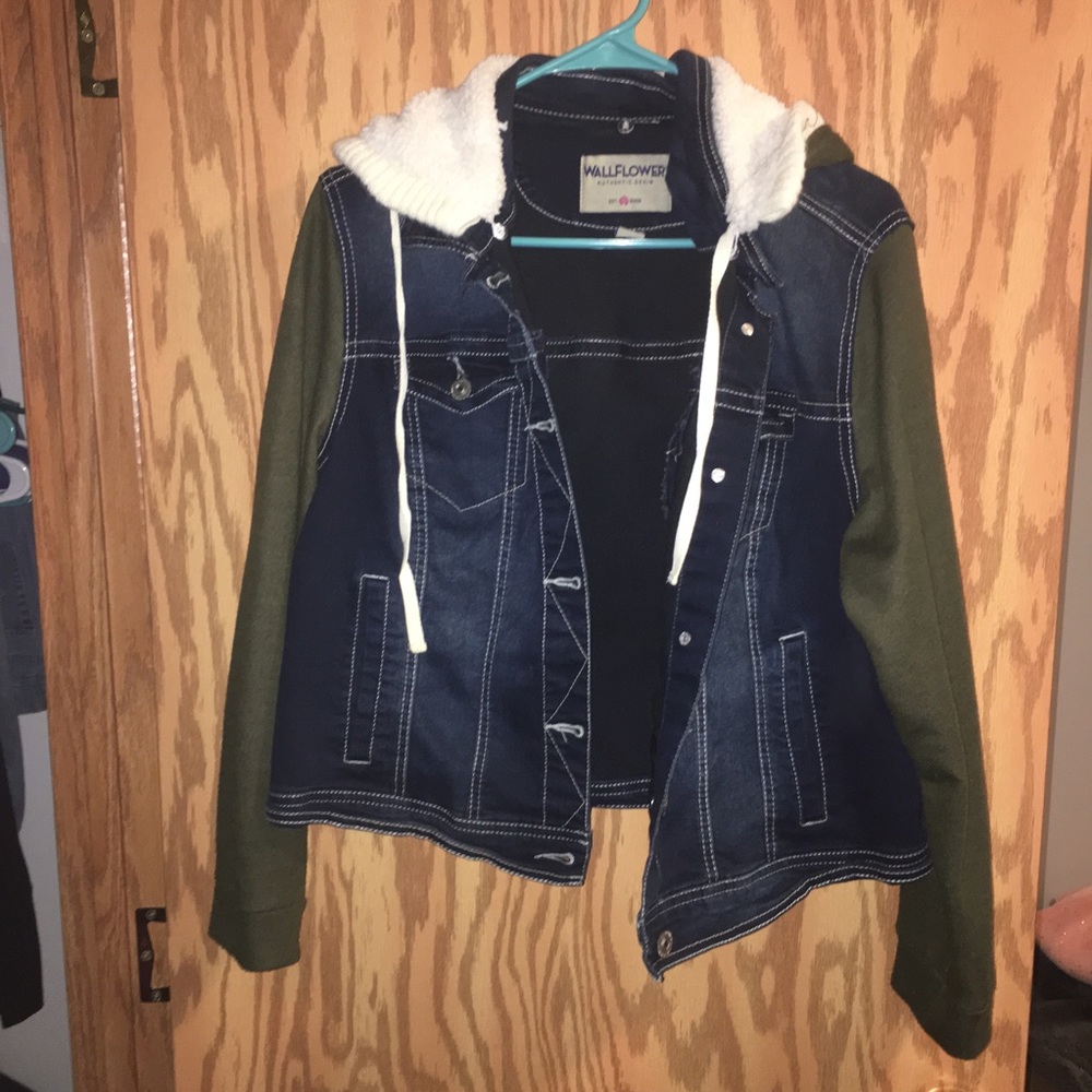 Hooded Cropped Denim Jacket